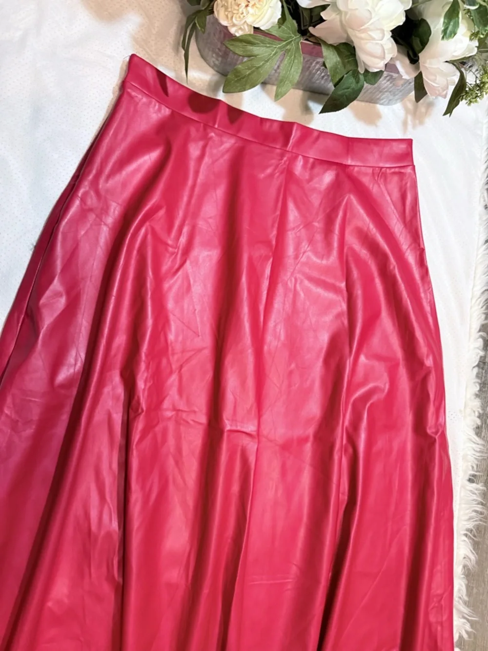 SHEIN Glossy Red A-Line Maxi Skirt - Picture 3 of 7